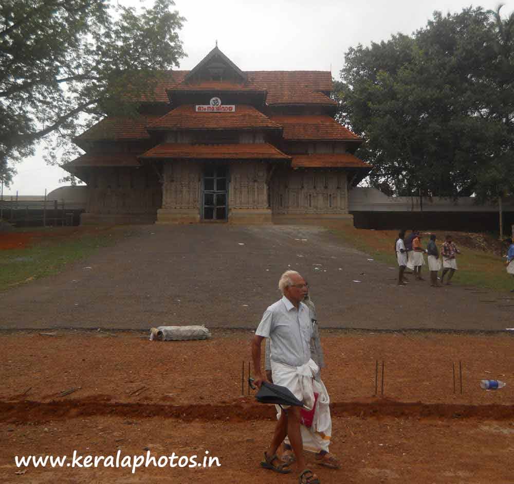 vadakkunnathan-temple-pictures-thrissur