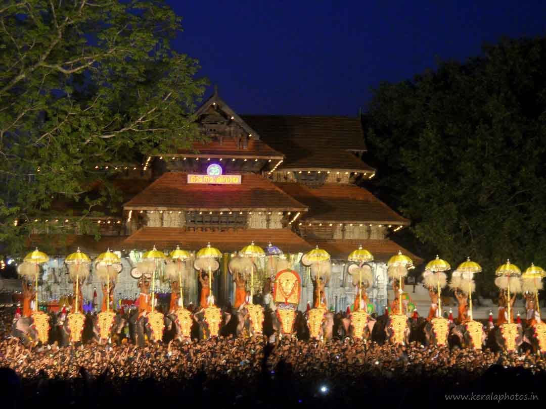 Thrissur Pooram - Kudamattam Pictures - Kerala Photos - Kerala Photos ...