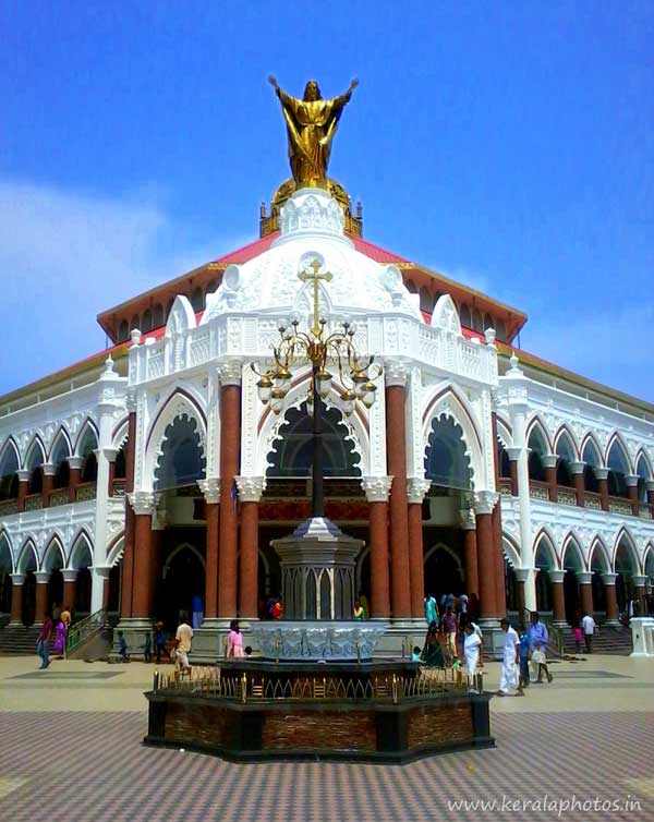edapally-church-kerala-india