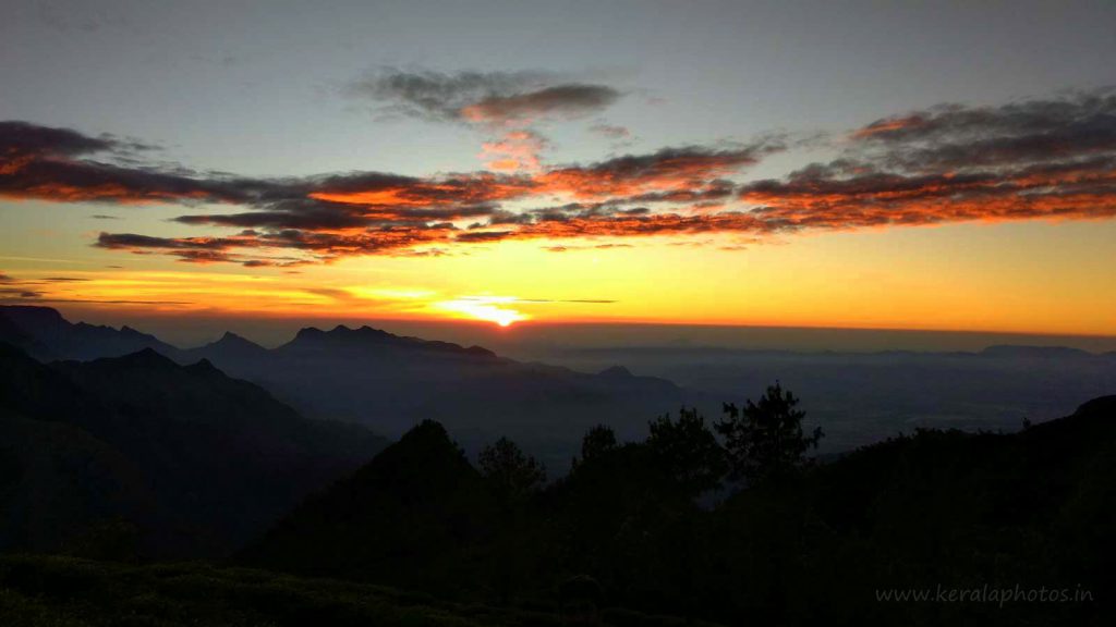 sunrise-meesapulimala-kerala-photos