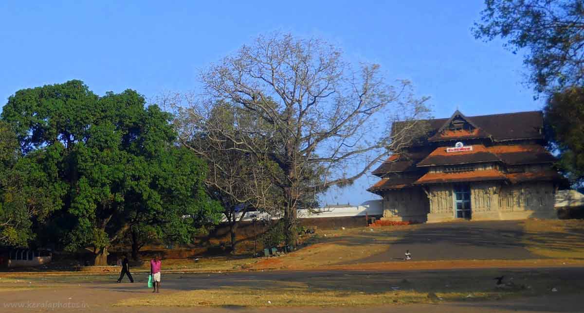 vadakkunnathan-temple-thrissur-kerala