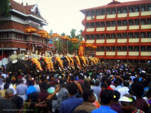 paramekkavu-temple-thrissur-pooram